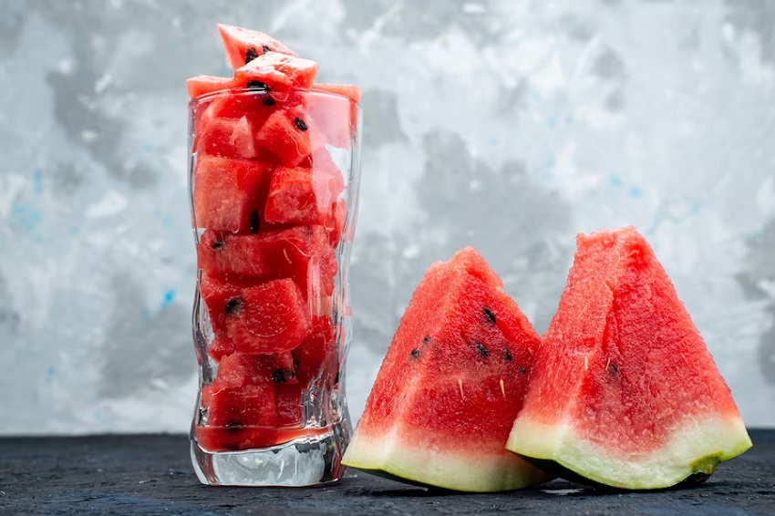 What Are the 9 Red Fruits