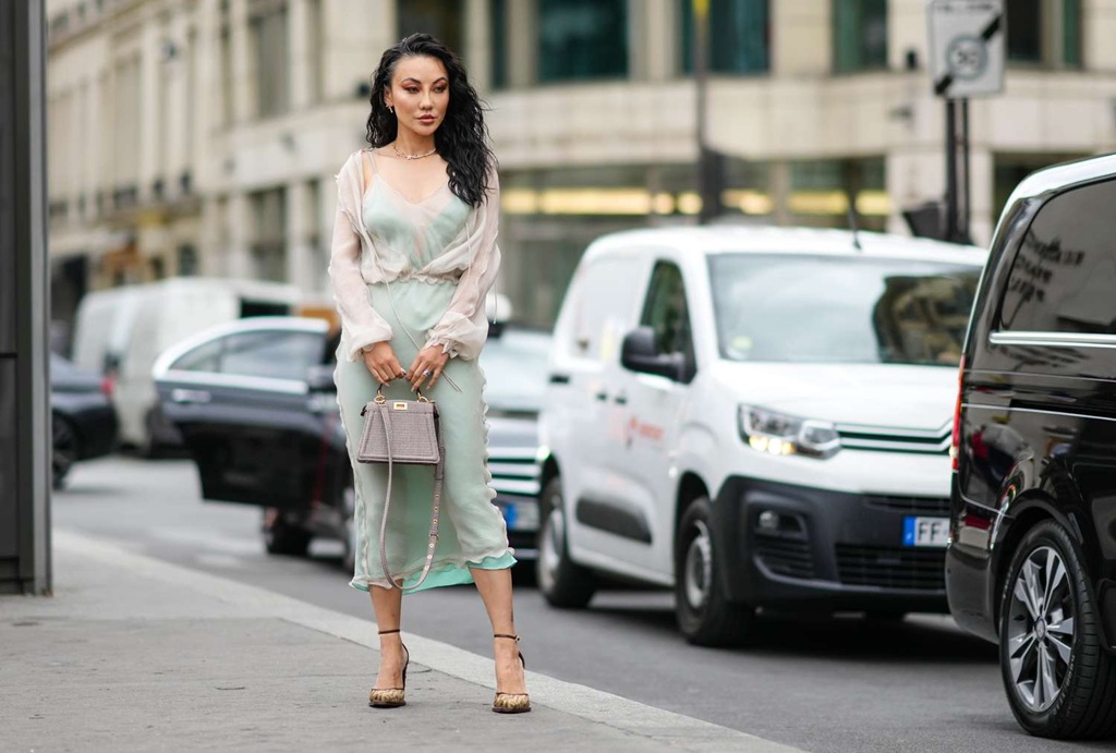 Choosing the Right Satin Slip Skirt
