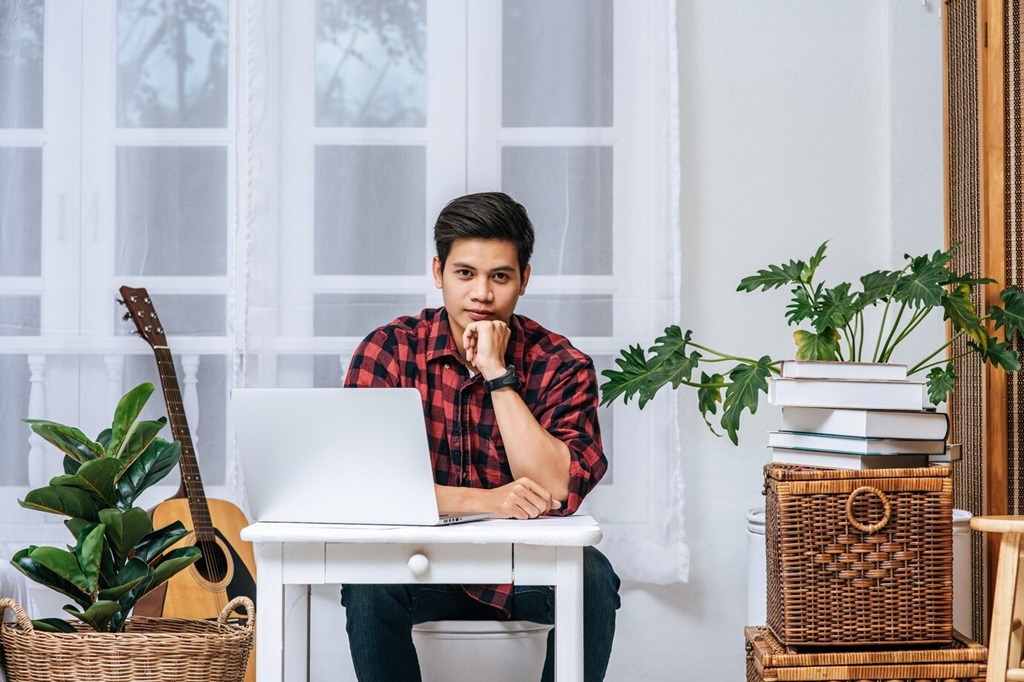 What do you wear to a remote job?